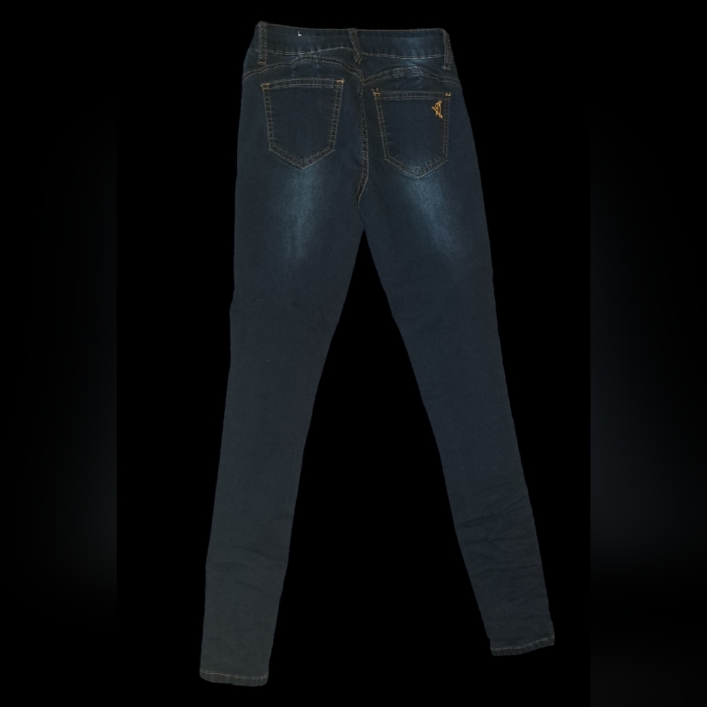 VIP Jeans - Picture 2 of 2